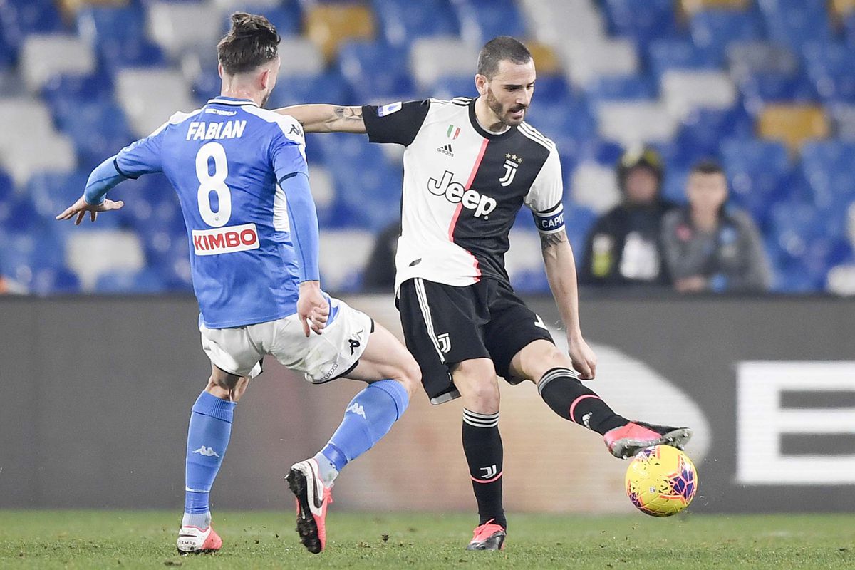 Soi keo tai xiu Napoli vs Juventus chinh xac