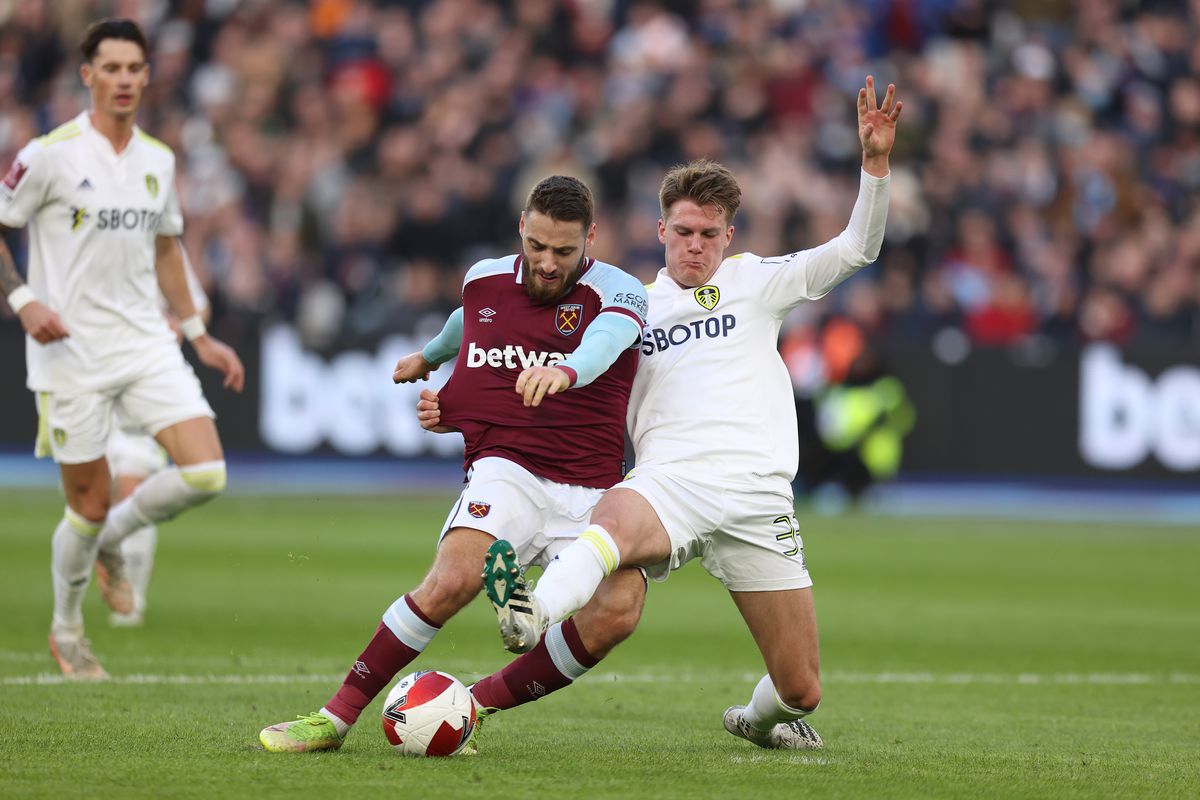 Nhan dinh soi keo chap West Ham vs Leeds United toi nay